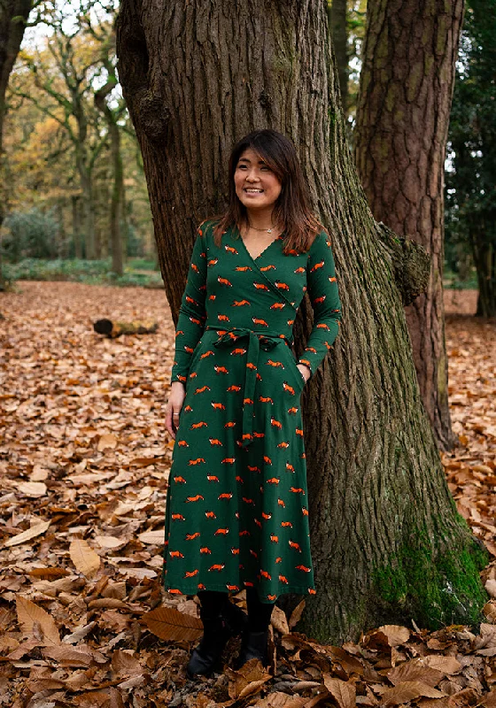 Deal Dash Archer Green Fox Print Cotton Midi Dress