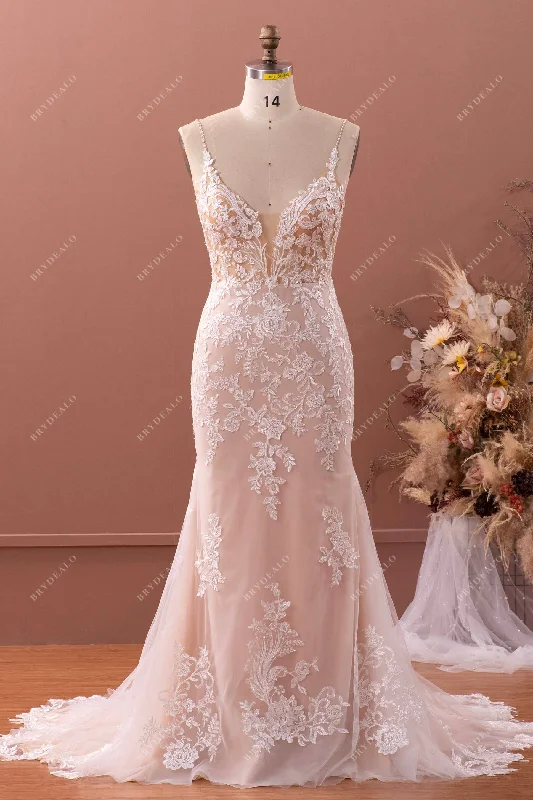 Exclusive Preview Thin Straps Flower Lace Wedding Dress with Cutout Train