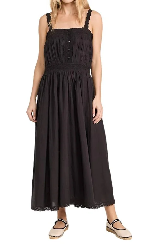 Take Advantage Cachet Dress In Black