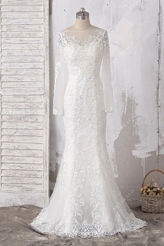 Overstock Sale Designer Lace Long Bustle Mermaid Wedding Dress