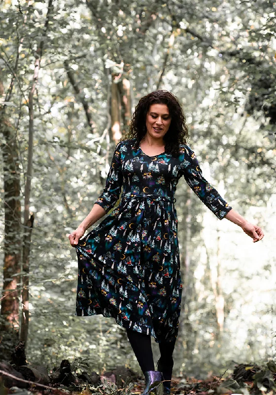 Daily Specials Flurry Aurora Scene Print Cotton Midi Dress
