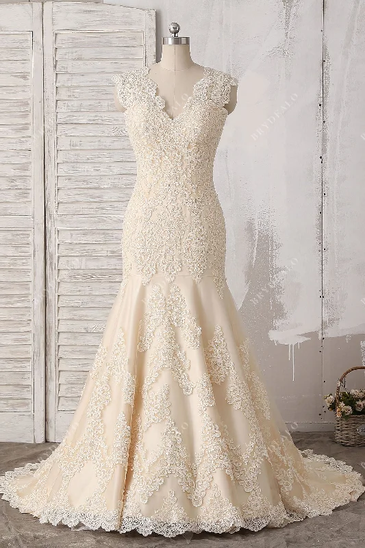 Price Blitz Champagne Lace V-Back Trumpet Long Wedding Dress