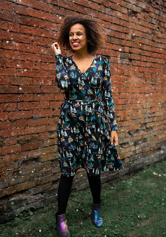 Buy More, Save More Frosty Aurora Scene Print Cotton Dress