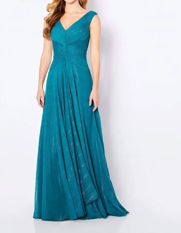 Midnight Sale A-Line Bateau Neck Dress In Evergreen