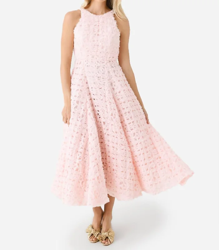 Extra Discounts Quintette Backless Midi Dress In Soft Pink