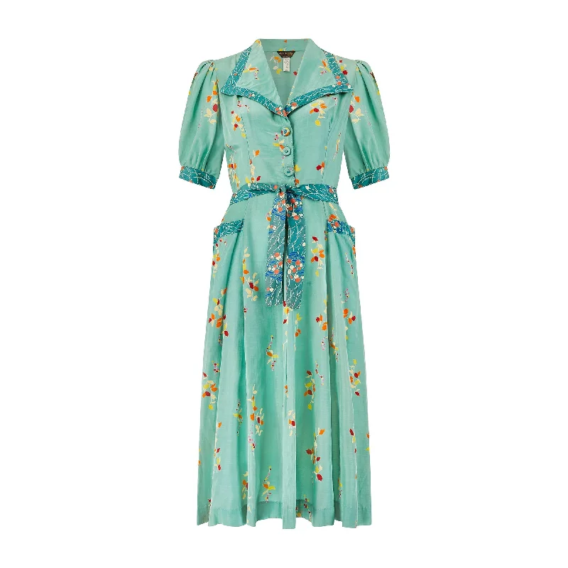 New Markdowns 1970s Jeff Banks Seafoam Green Dress with Floral Print