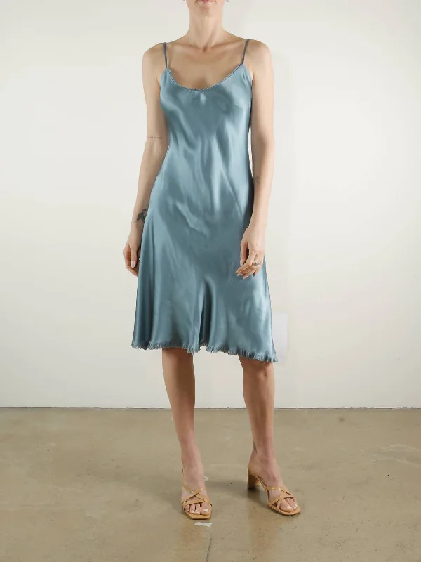 Super Sale Ilia Midi Dress In Light Blue