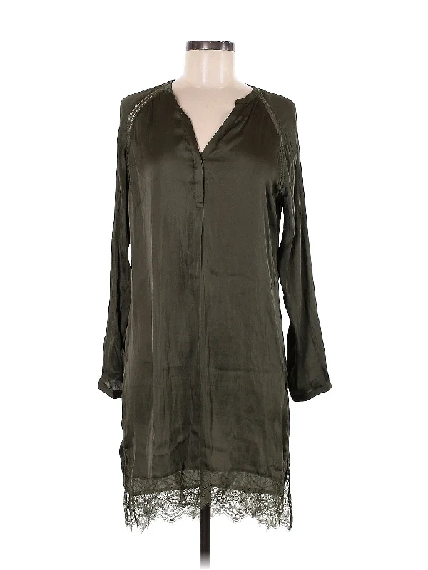Exclusive Access Casual Dress