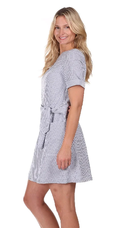 Unmissable Offer Isla Dress in Navy Seersucker