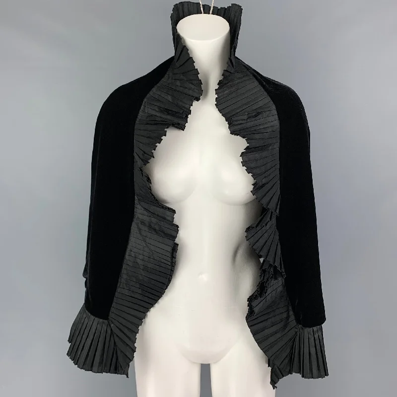 Limited Availability GIORGIO ARMANI Size One Size Black Viscose Ruffle Silk Cape Jacket