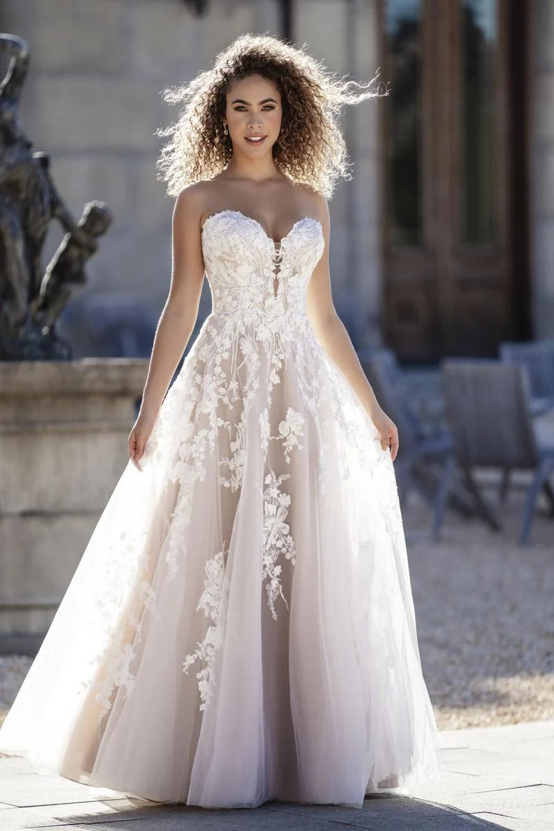 Bargain Bin Allure Bridals A1102