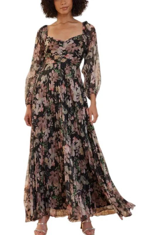 Flash Deals Lissie Pleated Dress In Black / Pink