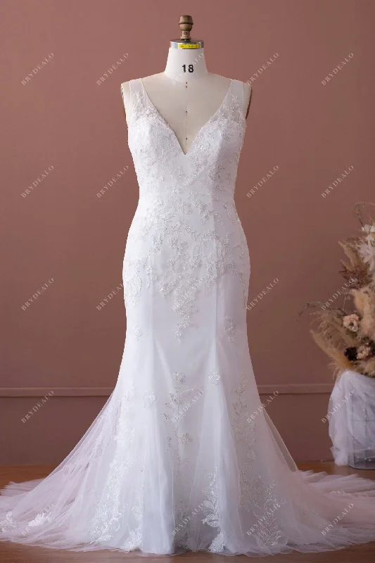 Quick Sale Plus Size Beaded Lace Plunging Mermaid Wedding Dress