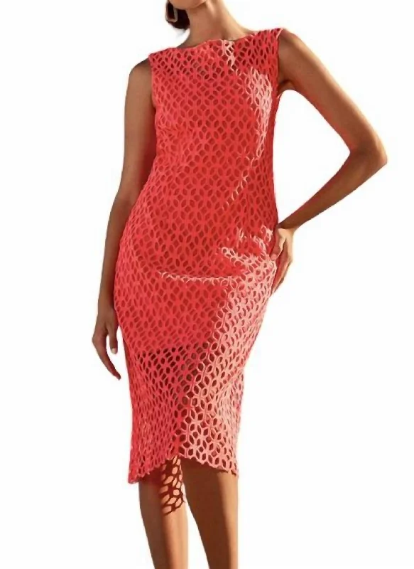 Inventory Reduction Eleanor Dress In Superflora