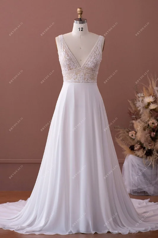 Instant Discount Boho Shimmery Lace V-neck Chiffon Wedding Dress