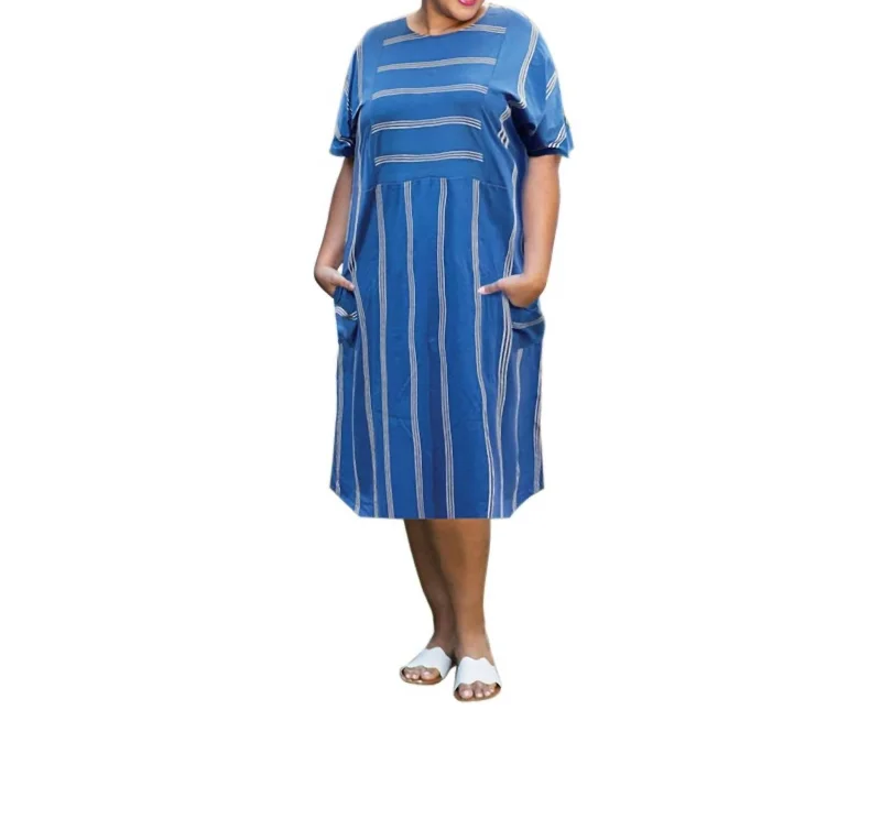 Factory Direct Sale Printed Short Sleeve Double Pocket Jaclyn Dress - Plus Size In Blue Stripe