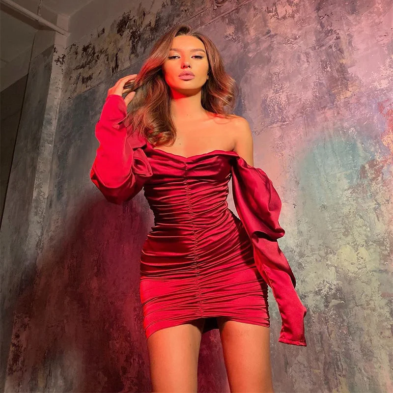 Special Offer Off Shoulder Ruched Long Sleeve Backless Dress