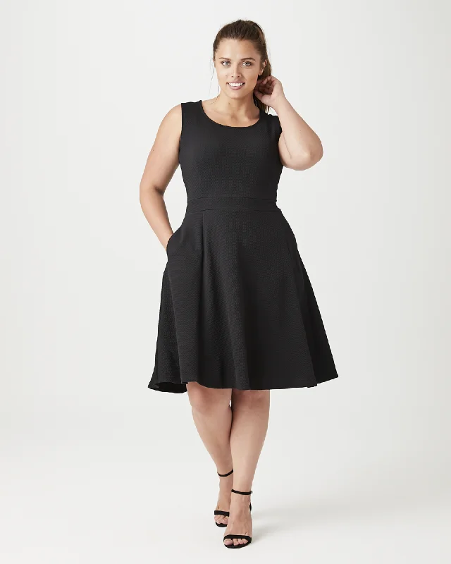 Super Bargain Ortiga Fit and Flare Dress | Black