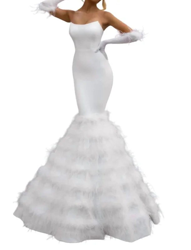 Special Price Figure-Hugging Mermaid Style Dress In Ivory