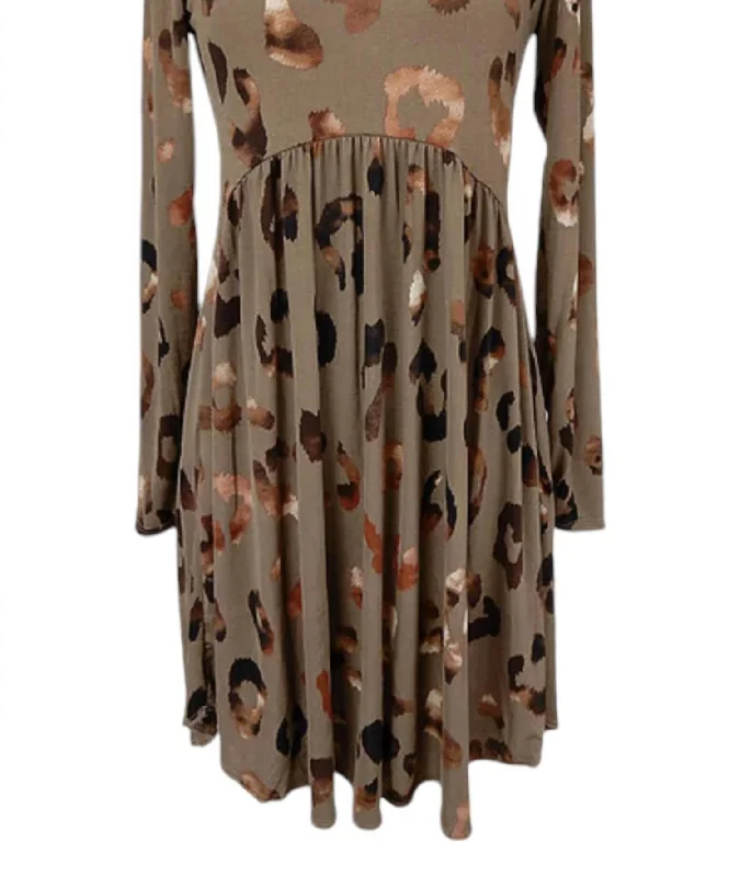 Daily Deals Leopard Babydoll Dress In Brown