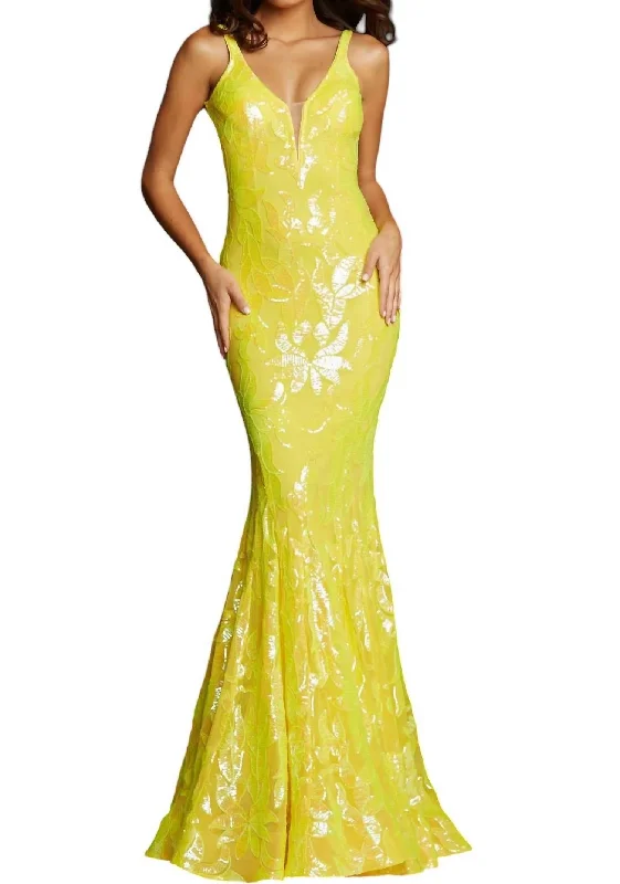 Special Discount Plunging Neckline Fitted Party Dress In Yellow
